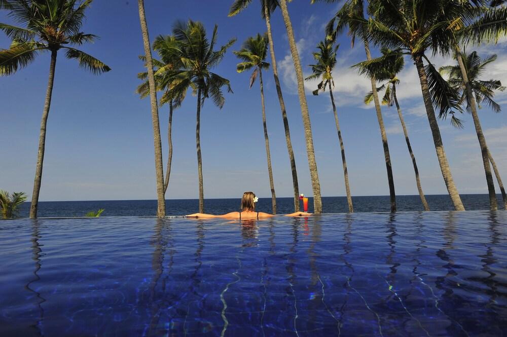 Kubu Indah Dive & Spa Resort Туламбен Экстерьер фото