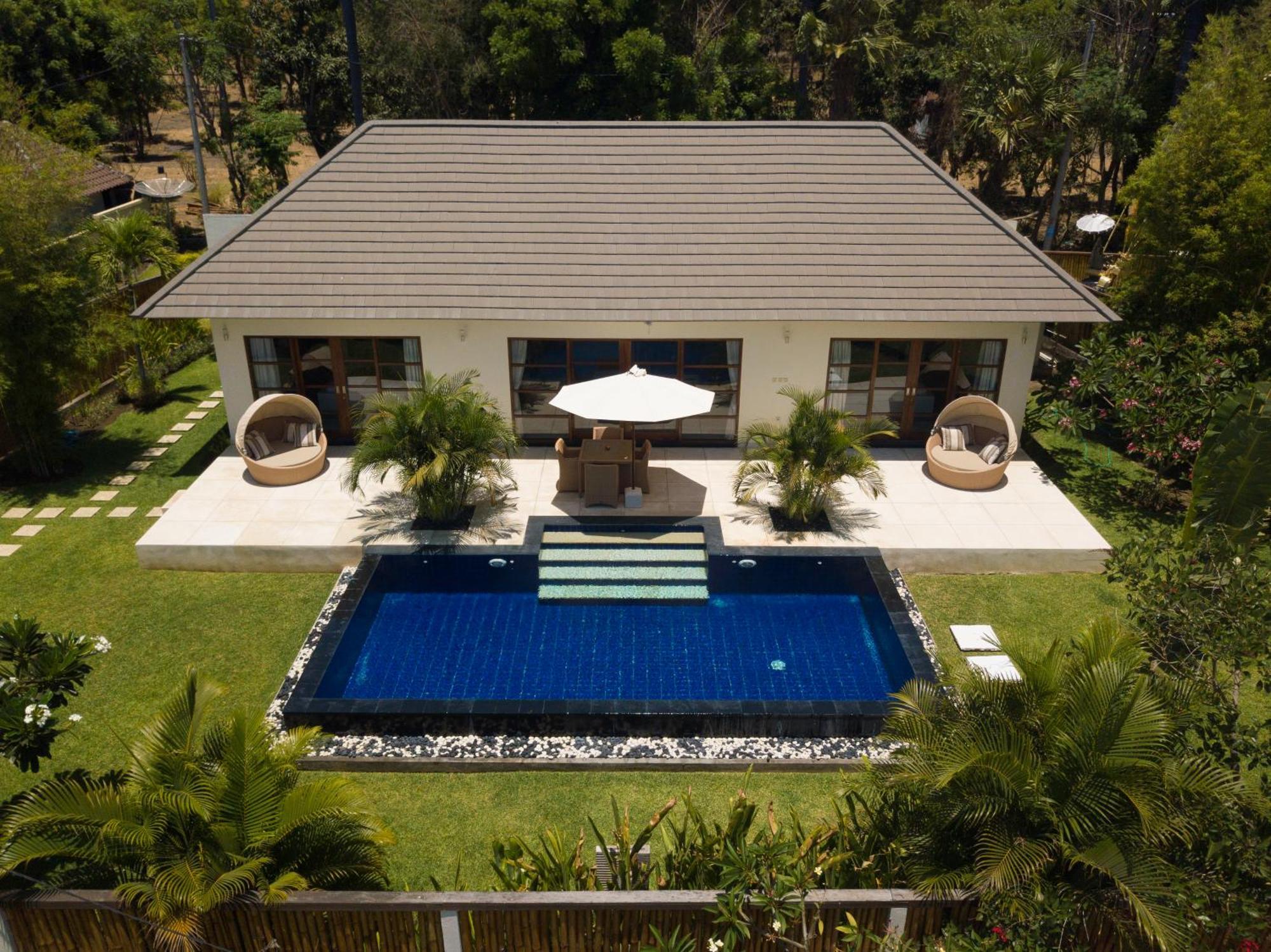 Kubu Indah Dive & Spa Resort Туламбен Экстерьер фото